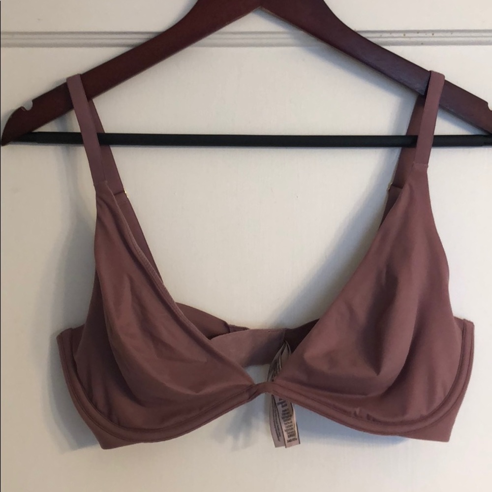 Victoria’s Secret Incredible Unlined Bra